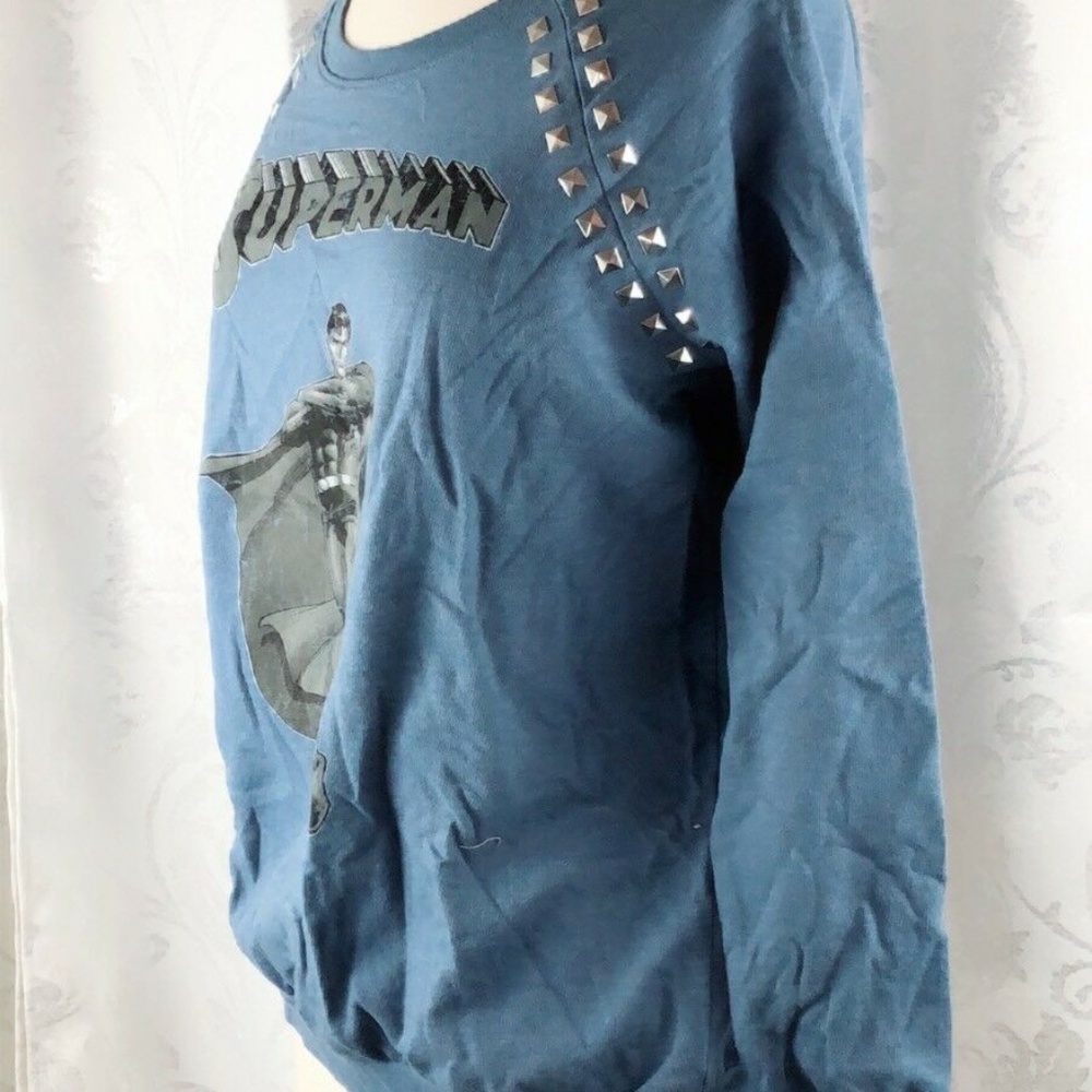 superman women long sleeve sweater top studded L - Picture 2 of 3
